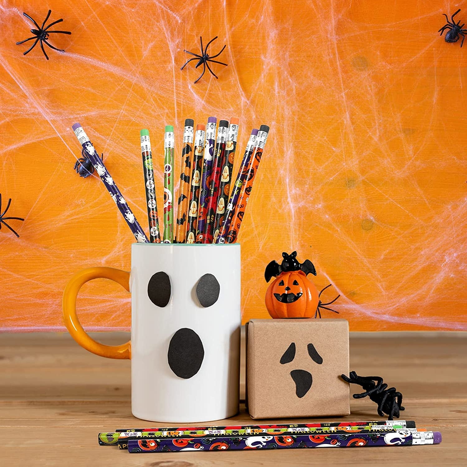 Naler Pack of 36 Halloween Pencils Set with Erasers for Kids Halloween Party Favors Goodie Bags School Prizes